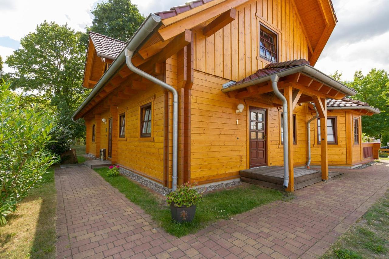 Hotel & Restaurant Wilder Eber Еберсвальде-Фінов Екстер'єр фото